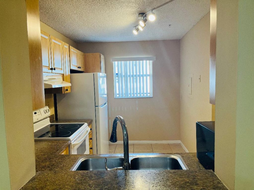 Photo of 2885 SW 22nd Avenue #106, Delray Beach, FL 33445 (MLS # R11151619)