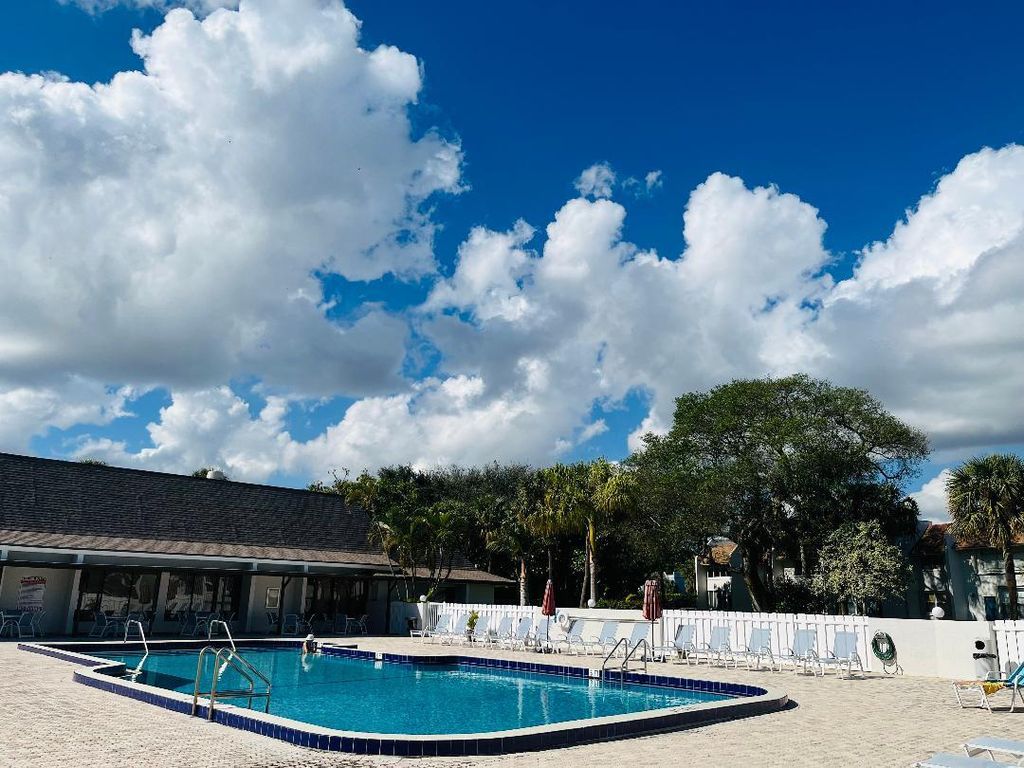 Photo of 2885 SW 22nd Avenue #106, Delray Beach, FL 33445 (MLS # R11151619)