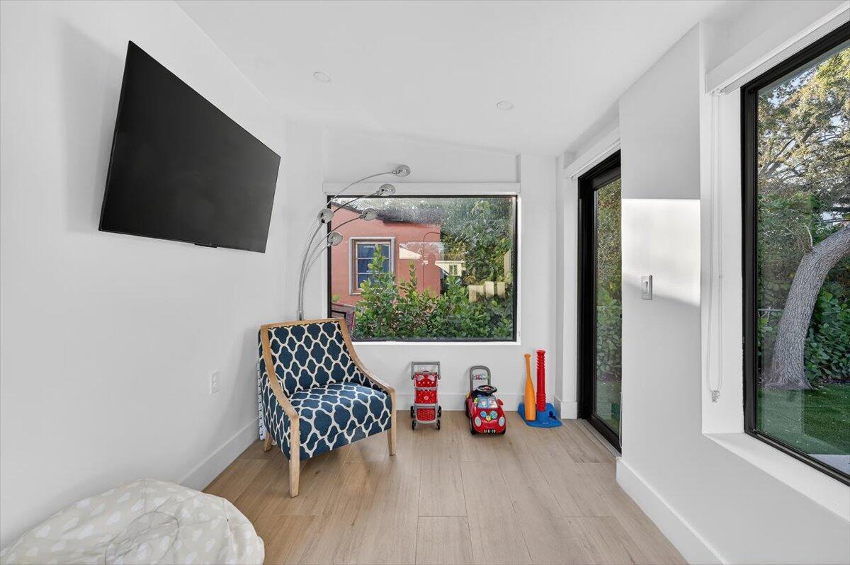 SILVER BLUFF EST SEC C - Residential