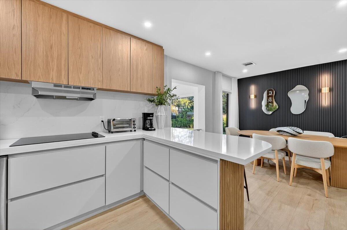 SILVER BLUFF EST SEC C - Residential