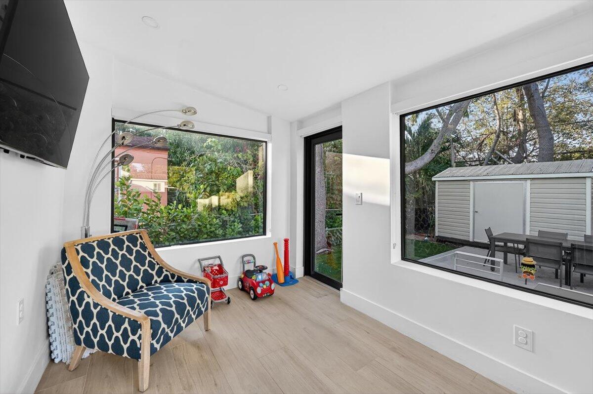 SILVER BLUFF EST SEC C - Residential