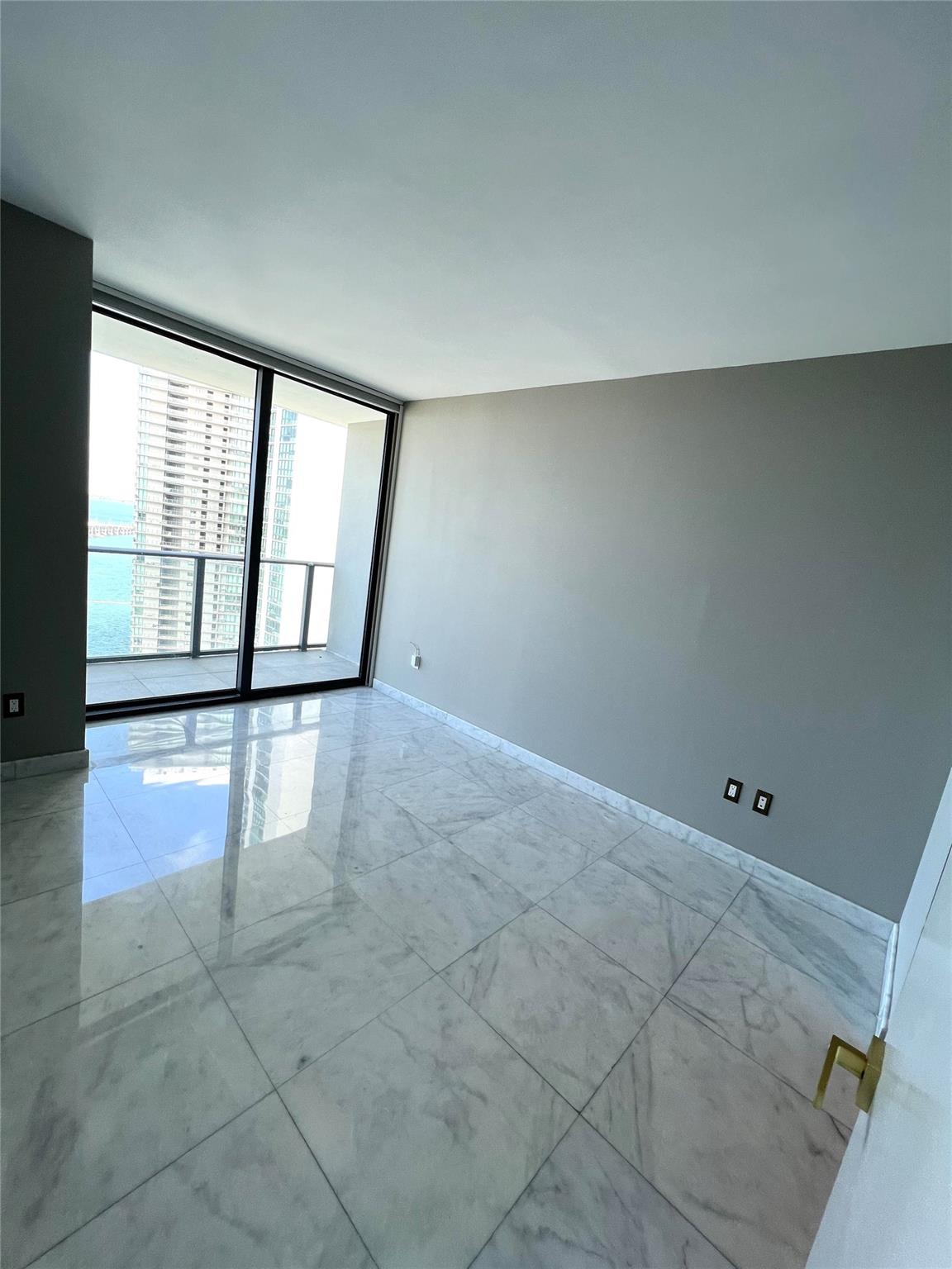 Paraiso Bayviews - Residential Lease