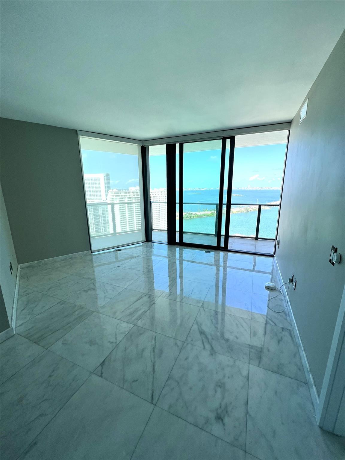 Paraiso Bayviews - Residential Lease