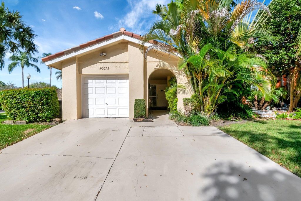 Photo of 20875 Via Valencia Drive, Boca Raton, FL 33433 (MLS # R11065968)