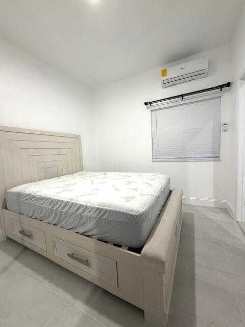 PORT ST LUCIE SECTION 7 - Residential Lease