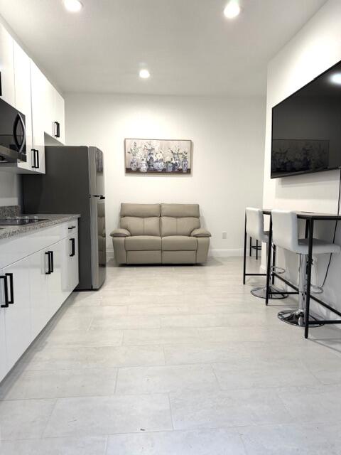 PORT ST LUCIE SECTION 7 - Residential Lease