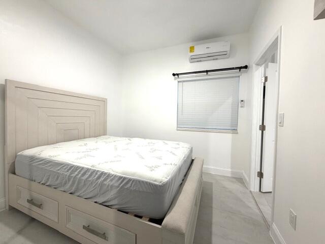 PORT ST LUCIE SECTION 7 - Residential Lease