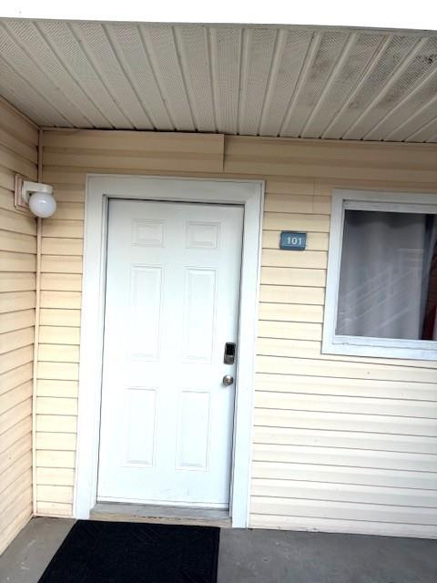 Summer Lake Condo - Residential Lease