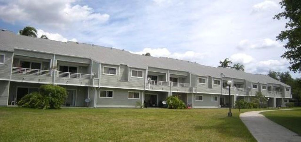 Photo of 3433 NW 44th Street #101, Fort Lauderdale, FL 33309 (MLS # F10554068)