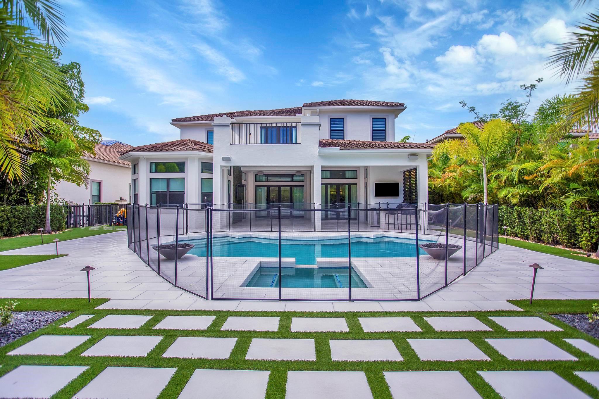 Parkland Golf & Country C - Residential