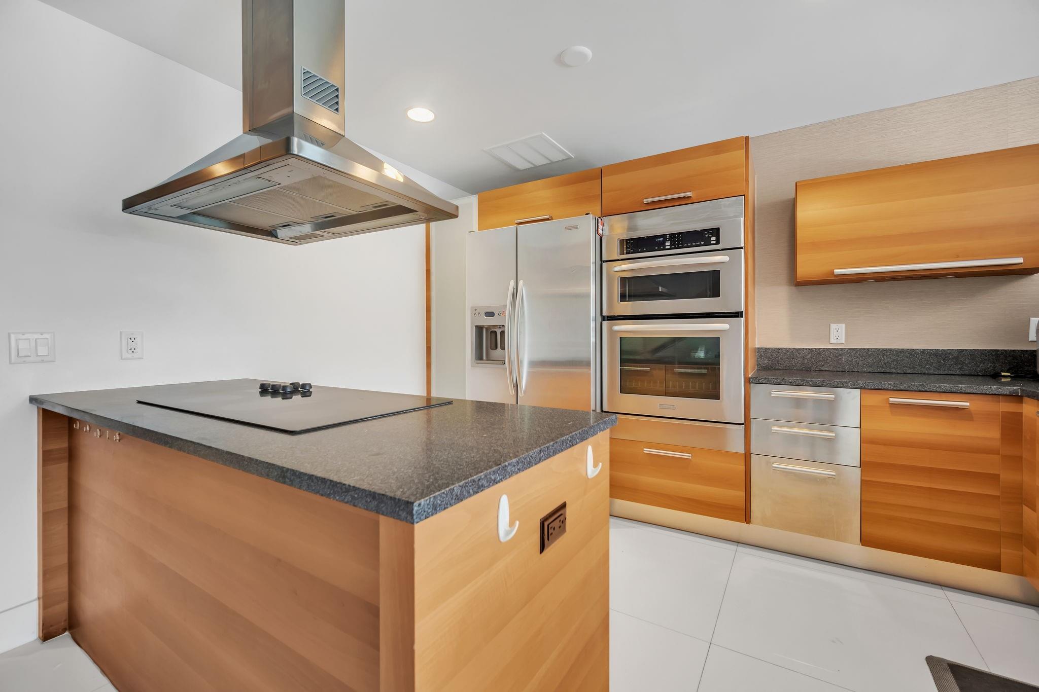 ARTECH RESIDENTIAL - Residential