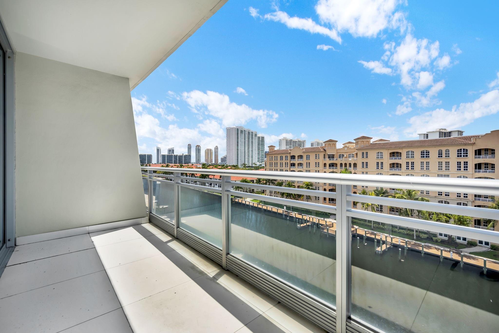 ARTECH RESIDENTIAL - Residential