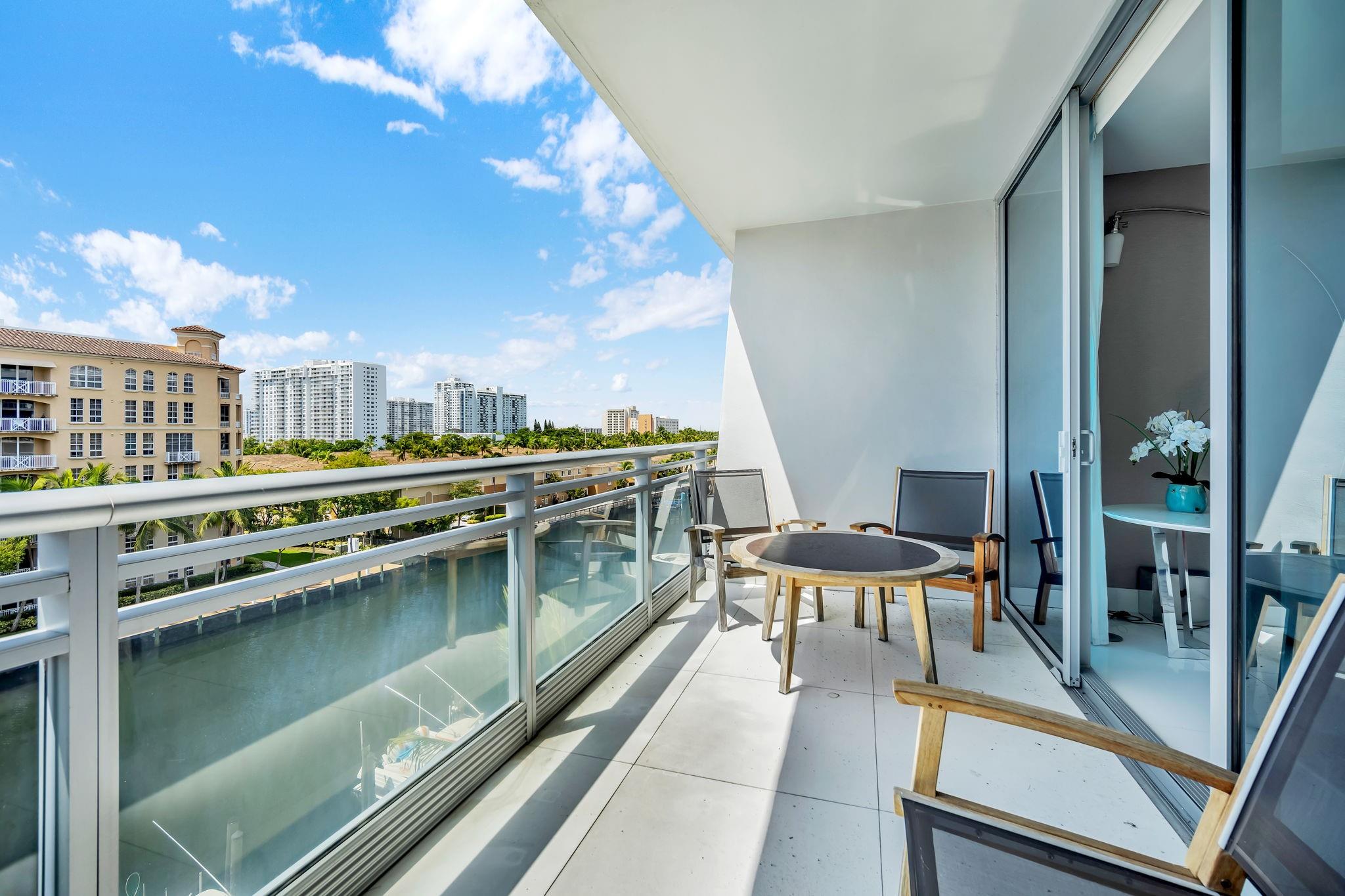 ARTECH RESIDENTIAL - Residential