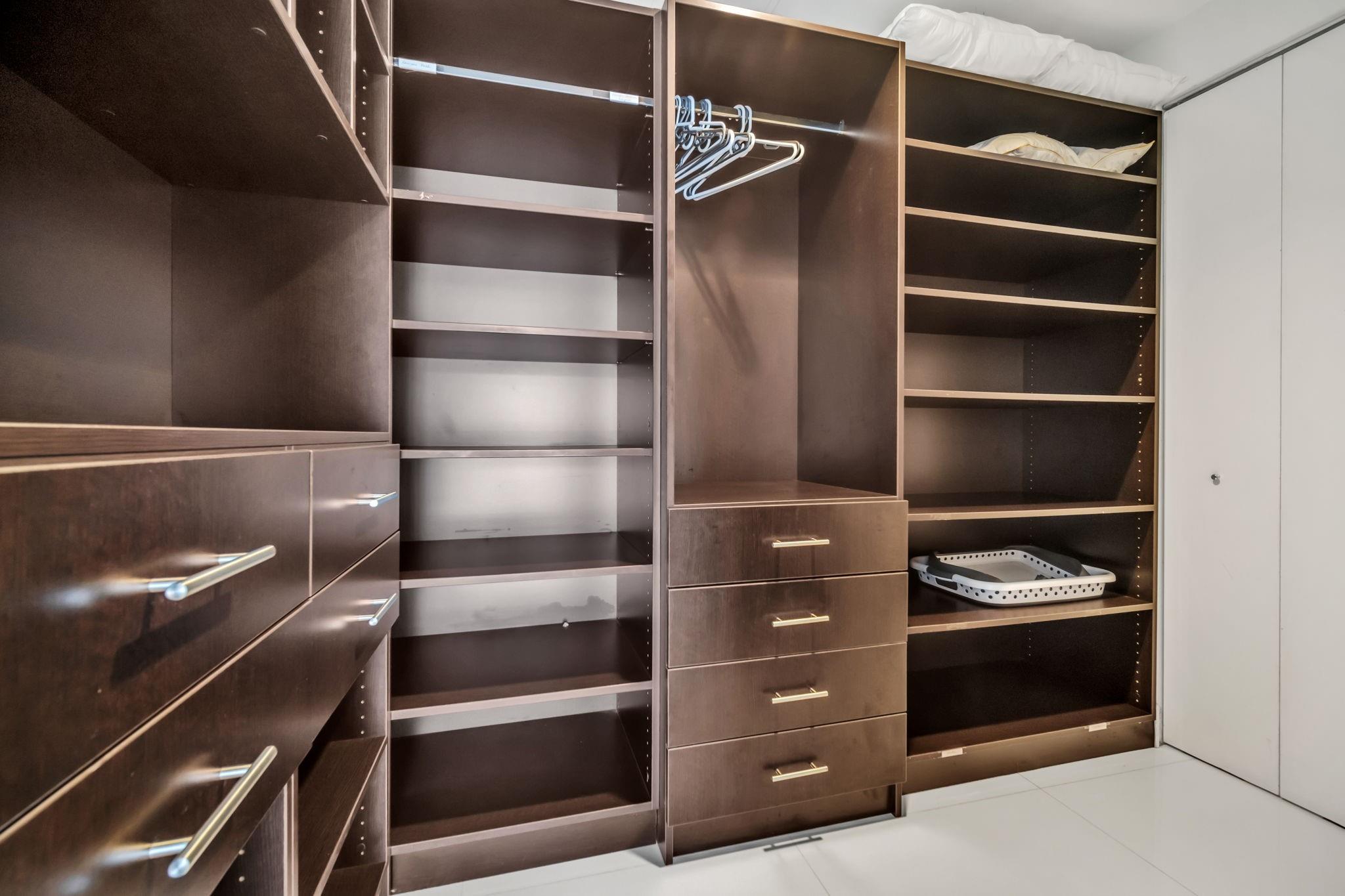 ARTECH RESIDENTIAL - Residential