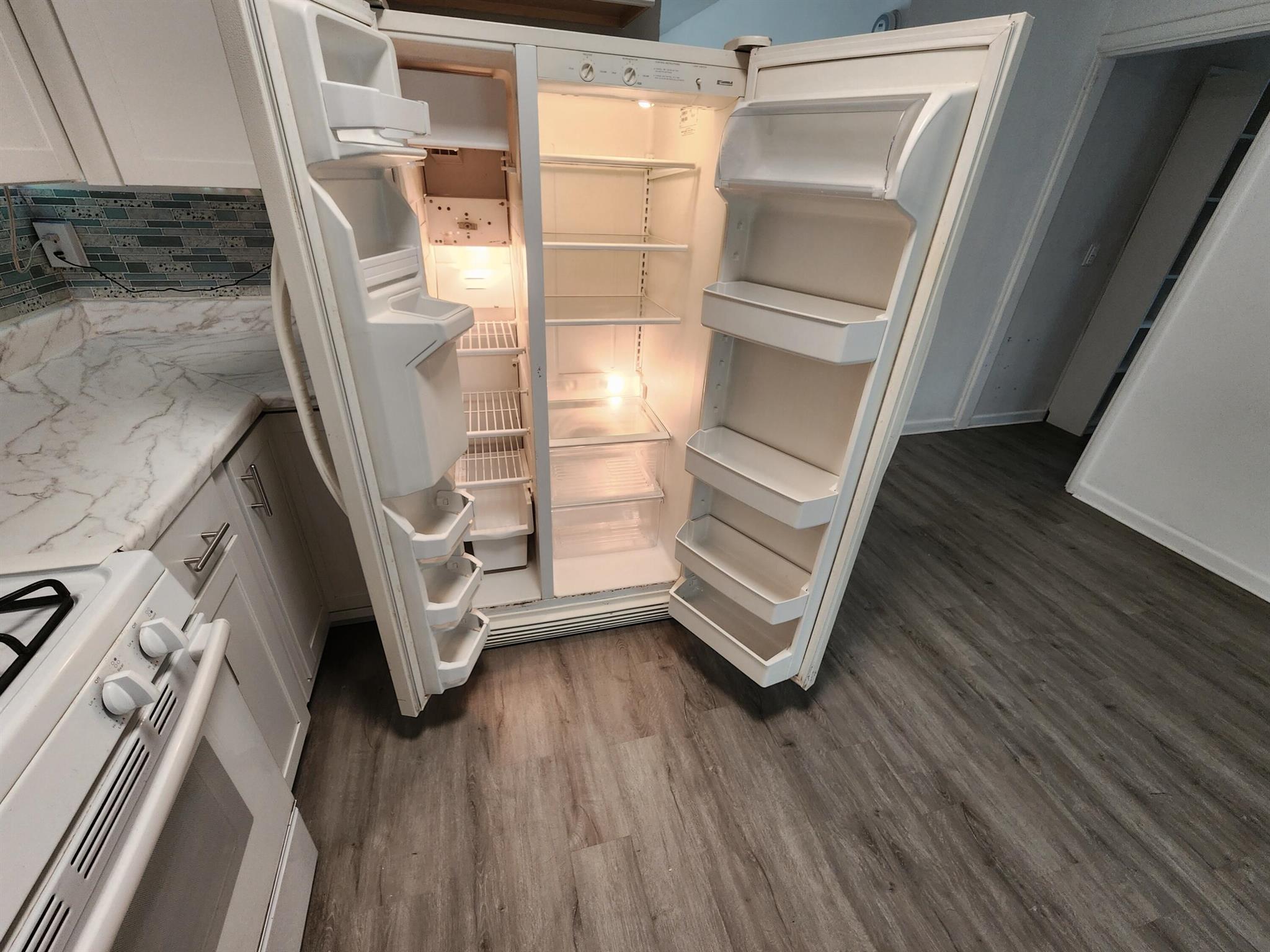 RIVIERA BEACH HEIGHTS ADD - Residential Lease