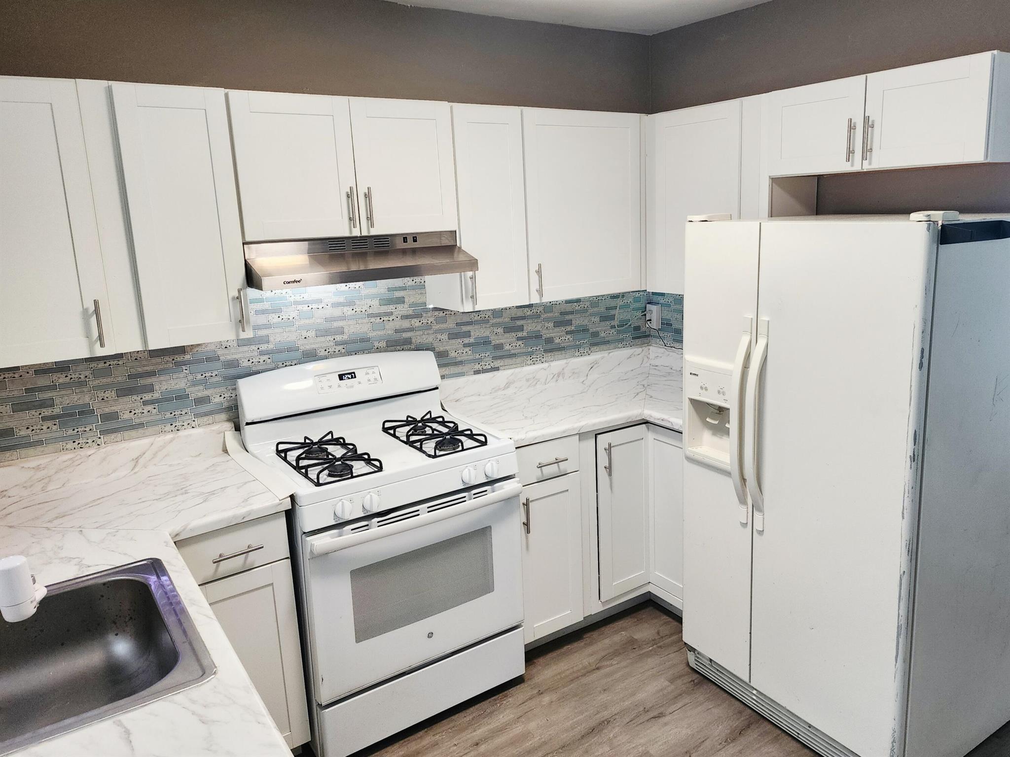 RIVIERA BEACH HEIGHTS ADD - Residential Lease