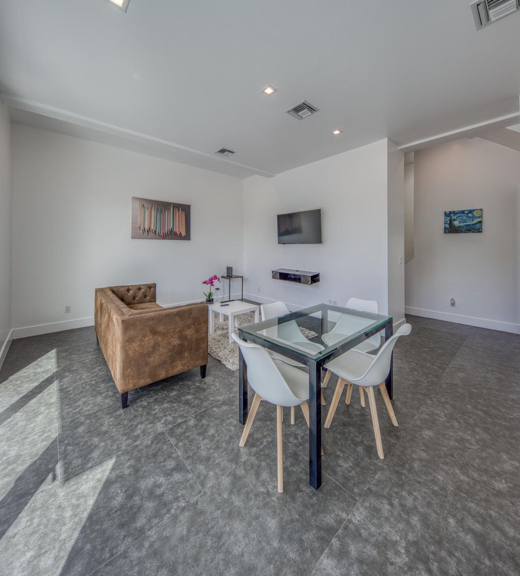 Photo of 714 6th Avenue N, Lake Worth Beach, FL 33460 (MLS # B26015177)