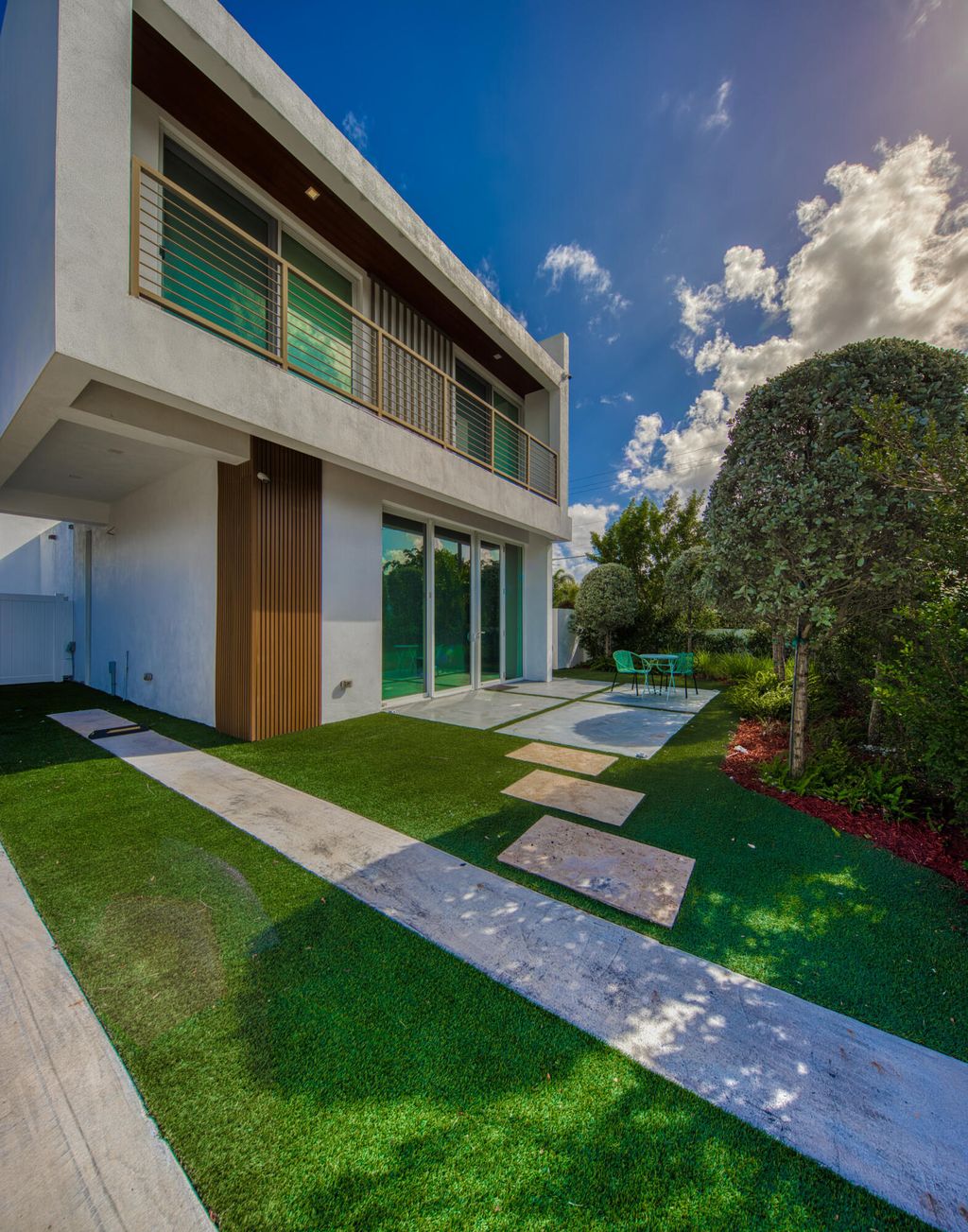 Photo of 714 6th Avenue N, Lake Worth Beach, FL 33460 (MLS # B26015177)