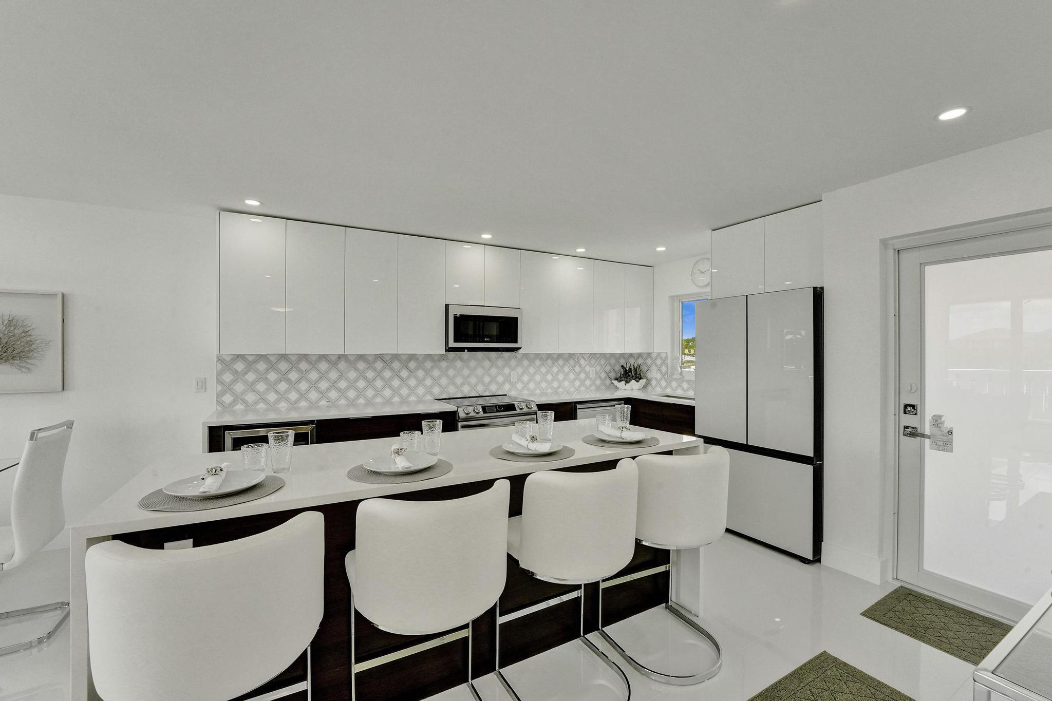 SOUTH SEA ISLANDERC CONDO - Residential