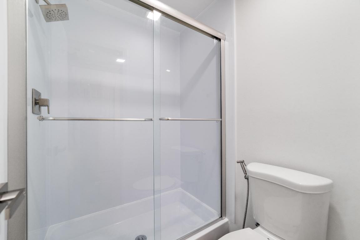 APPLEWOOD VILLAGE III-B CONDO - Residential