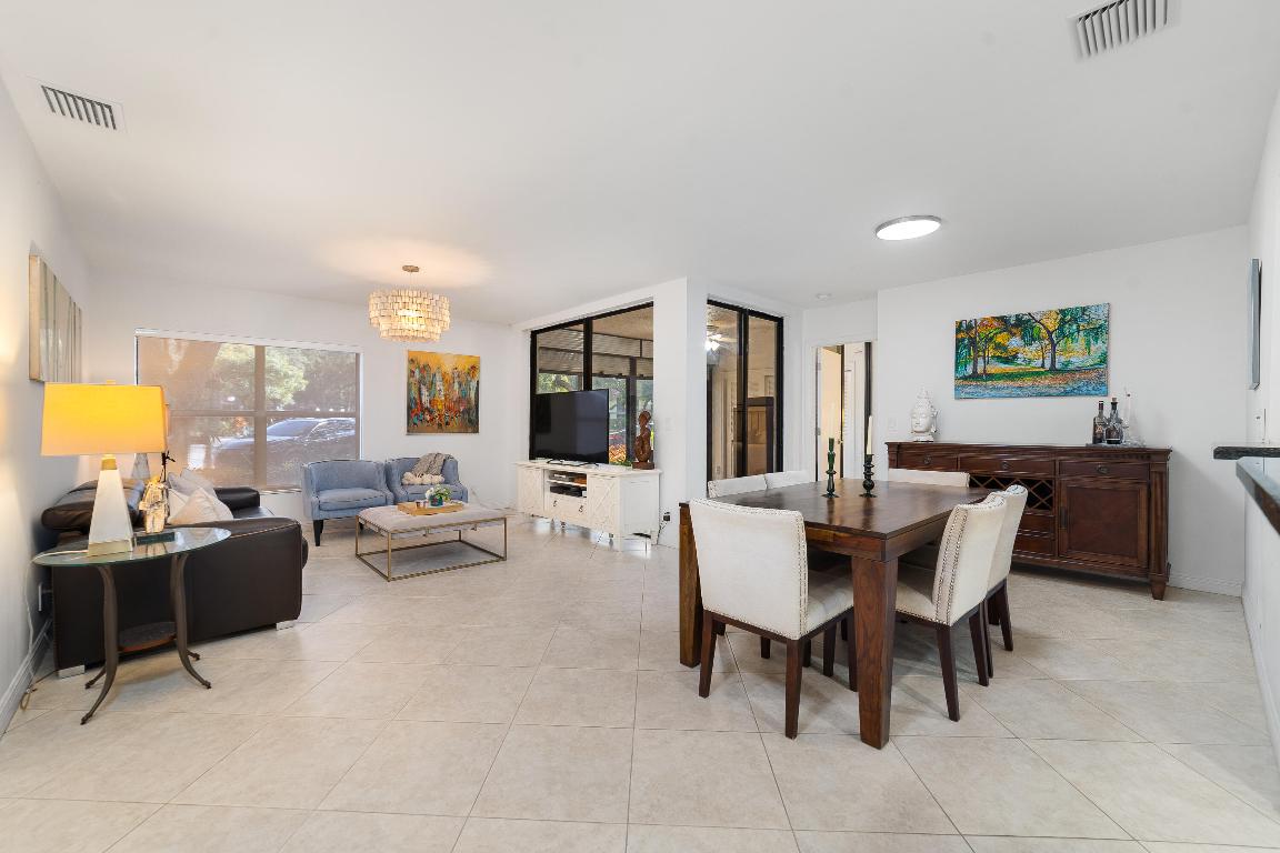 APPLEWOOD VILLAGE III-B CONDO - Residential