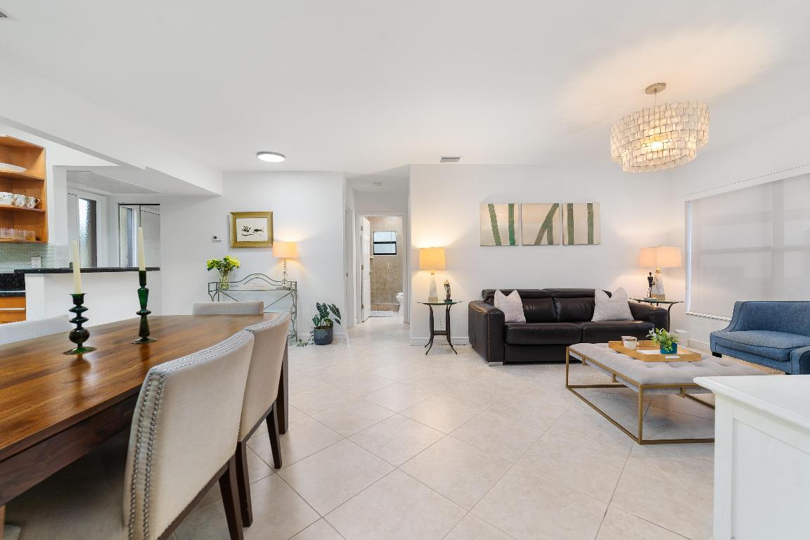 APPLEWOOD VILLAGE III-B CONDO - Residential