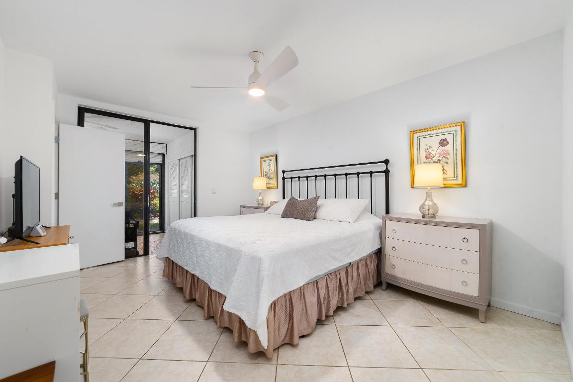 APPLEWOOD VILLAGE III-B CONDO - Residential