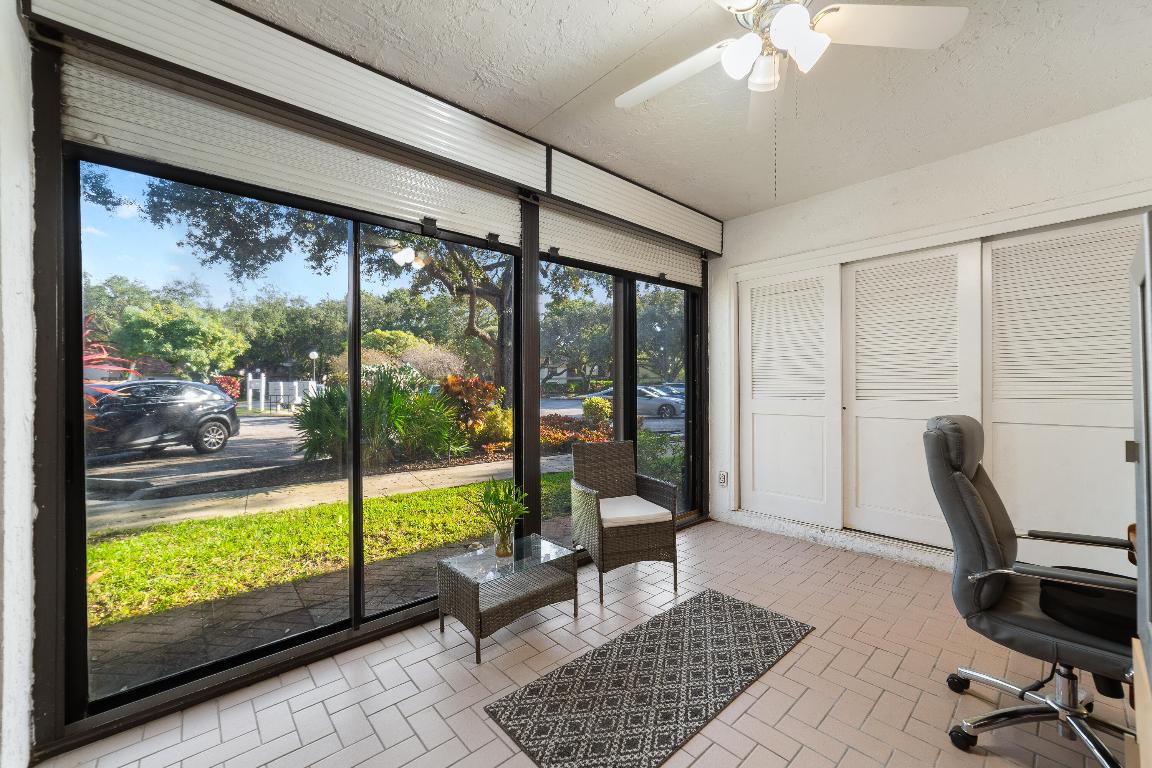 APPLEWOOD VILLAGE III-B CONDO - Residential