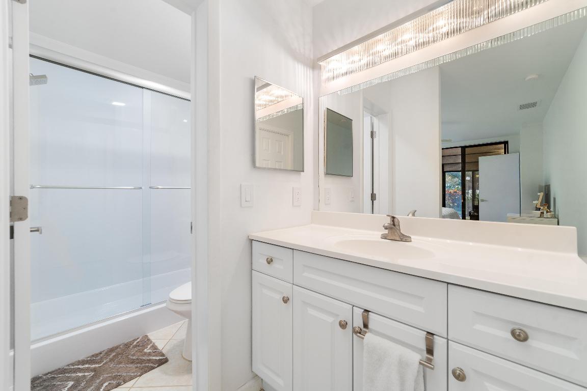 APPLEWOOD VILLAGE III-B CONDO - Residential