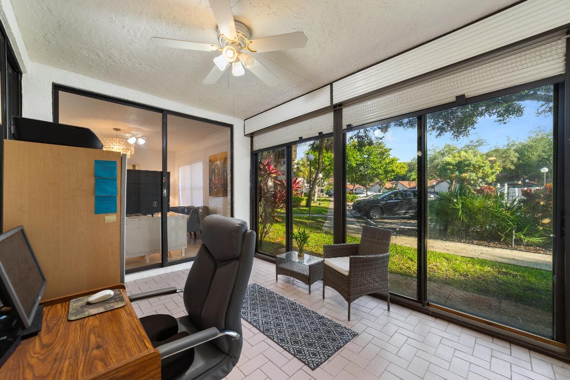 APPLEWOOD VILLAGE III-B CONDO - Residential