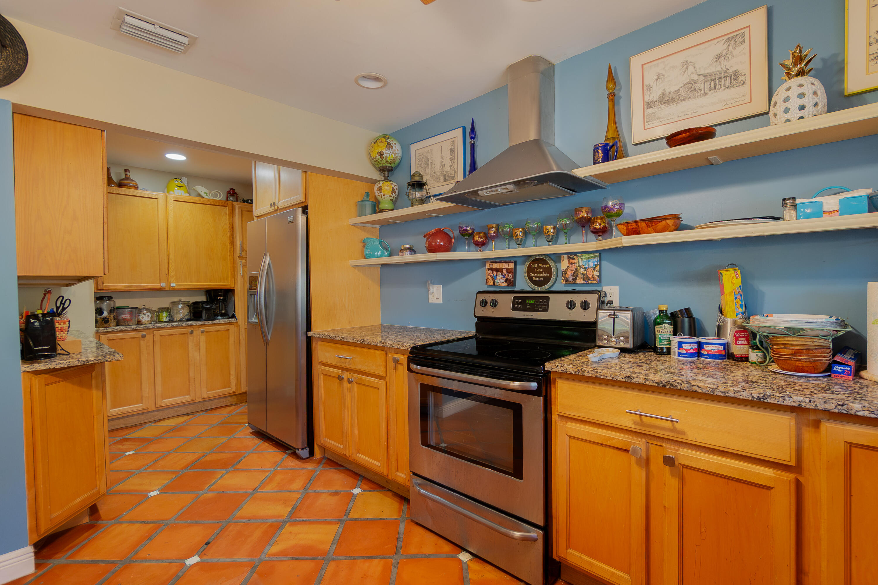 NORTH LAKE WORTH - Residential