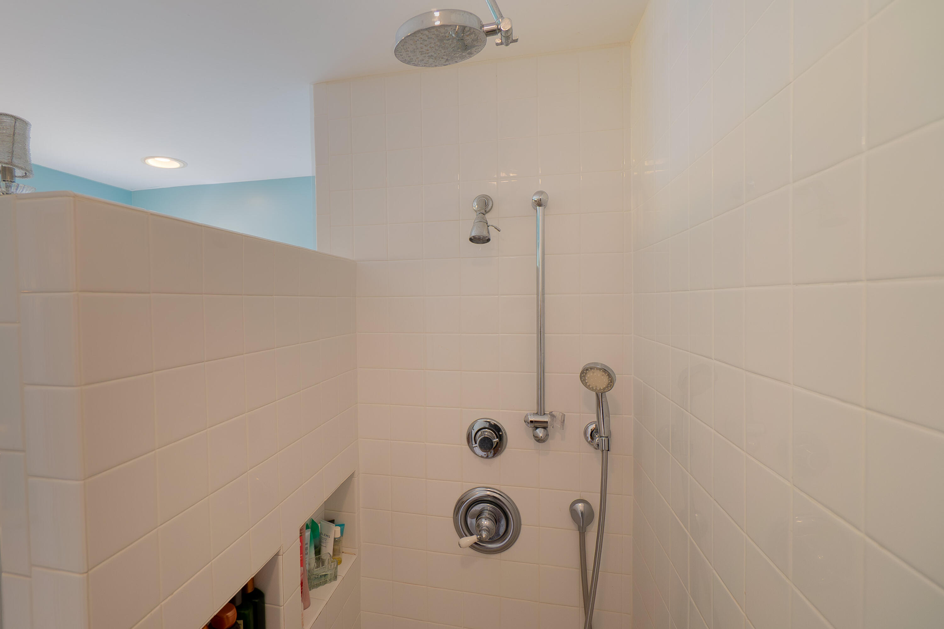 NORTH LAKE WORTH - Residential