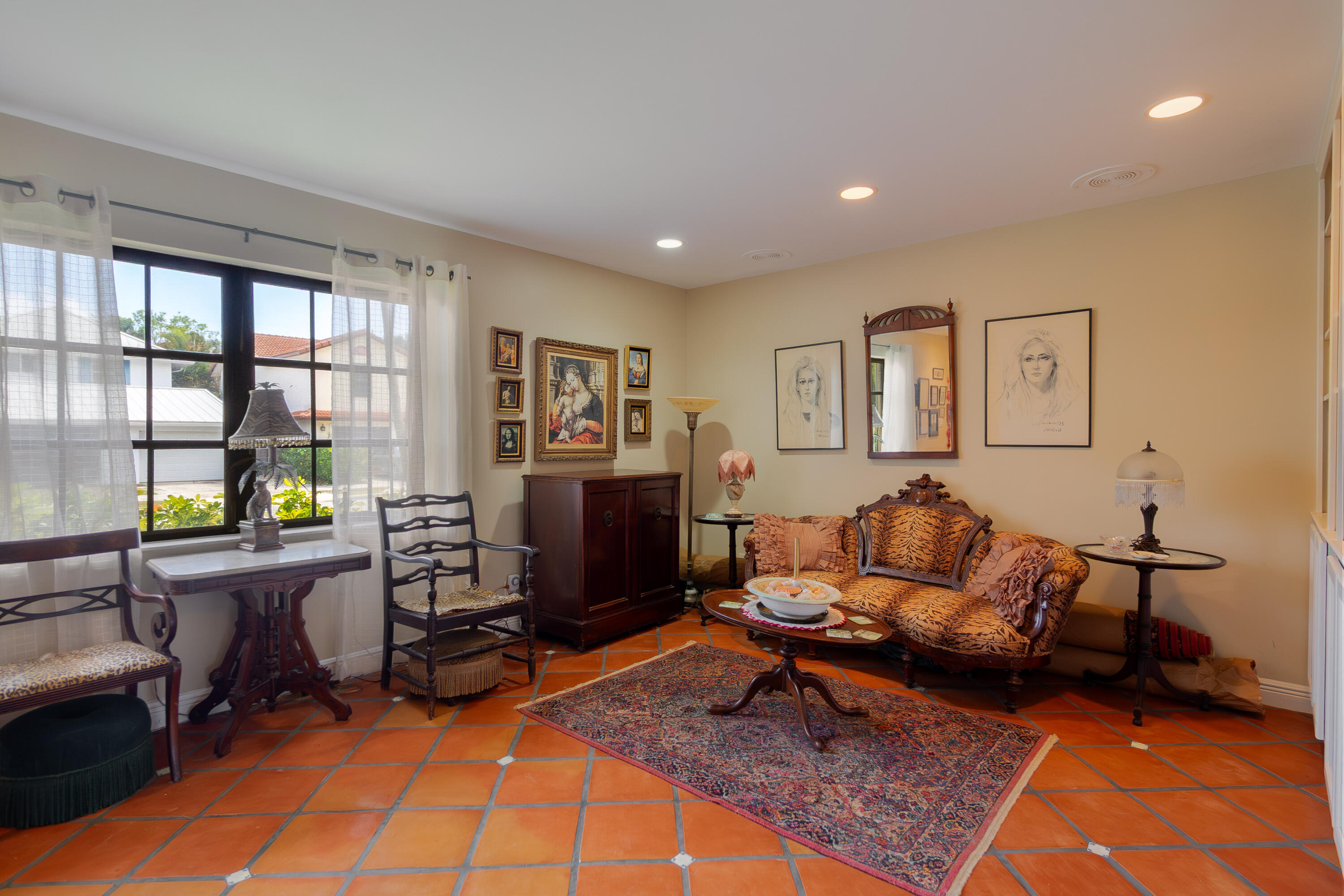 NORTH LAKE WORTH - Residential