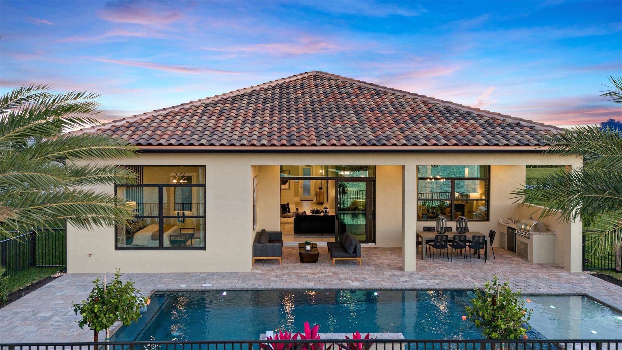 CRESSWIND PALM BEACH - Residential