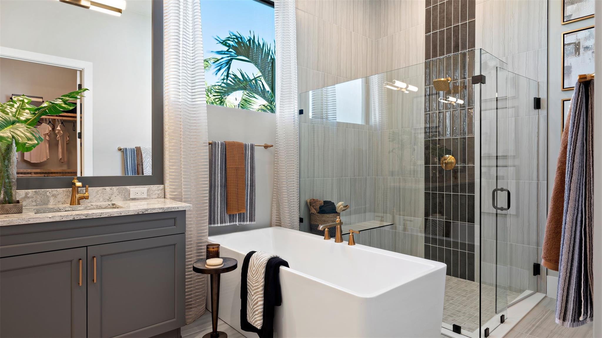 CRESSWIND PALM BEACH - Residential