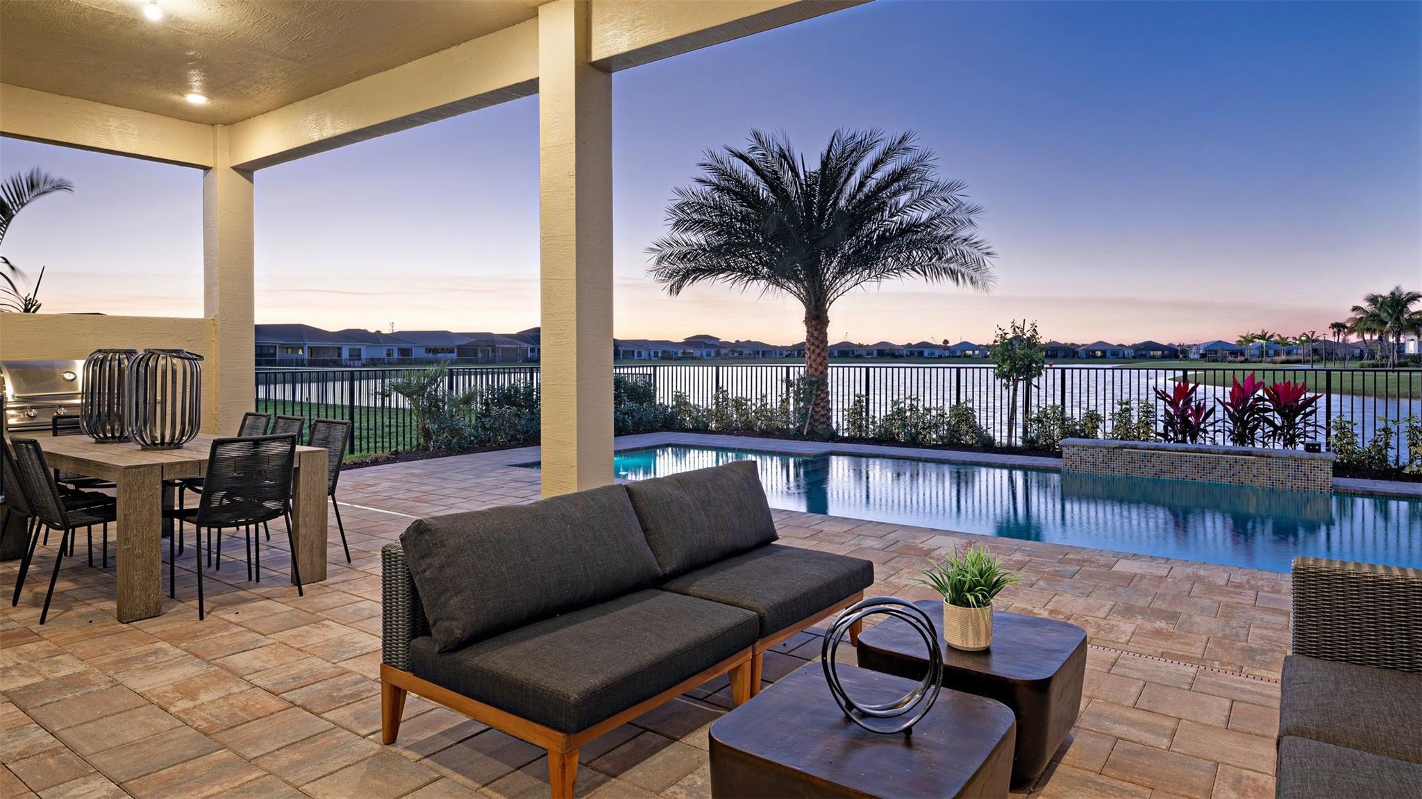 CRESSWIND PALM BEACH - Residential