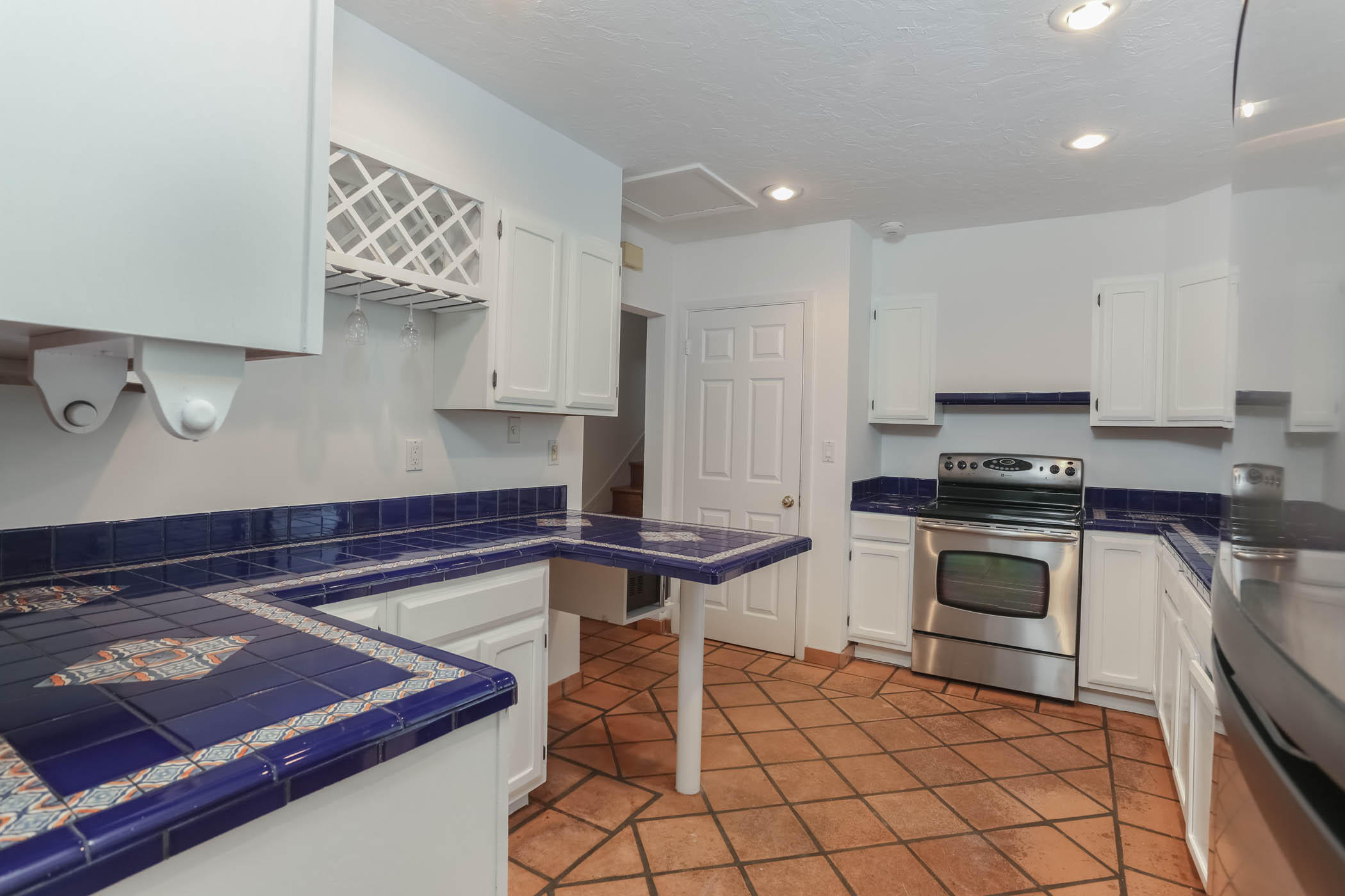 EDGEWATER - Residential