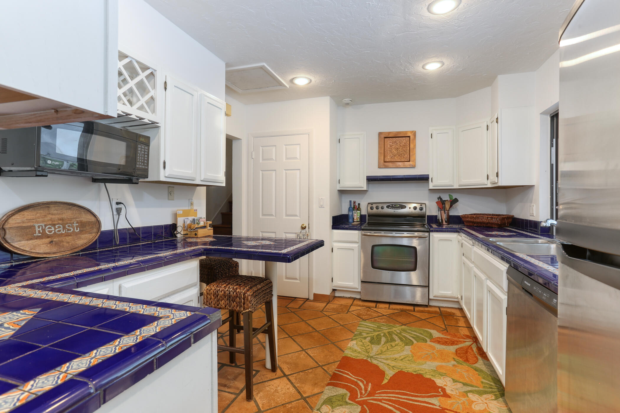 EDGEWATER - Residential