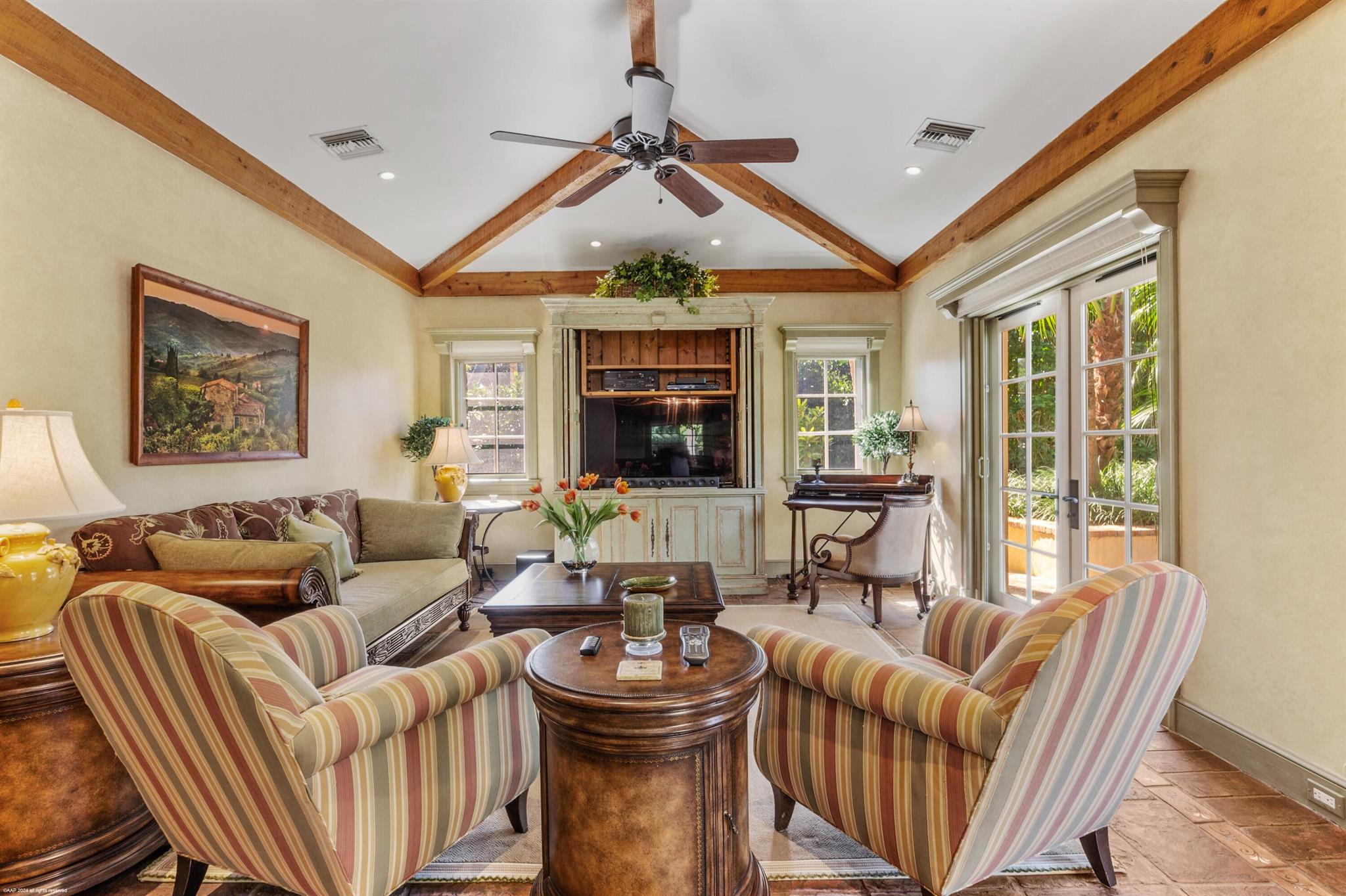 JUPITER ISLAND - Residential