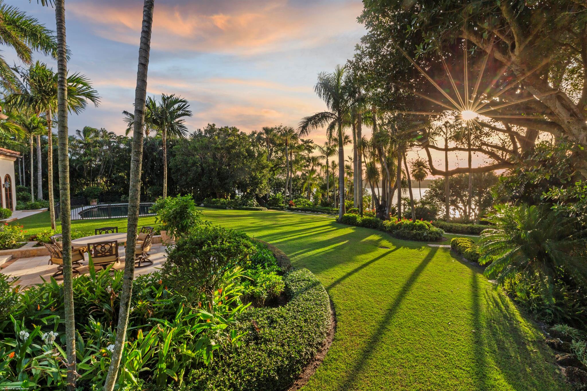 JUPITER ISLAND - Residential
