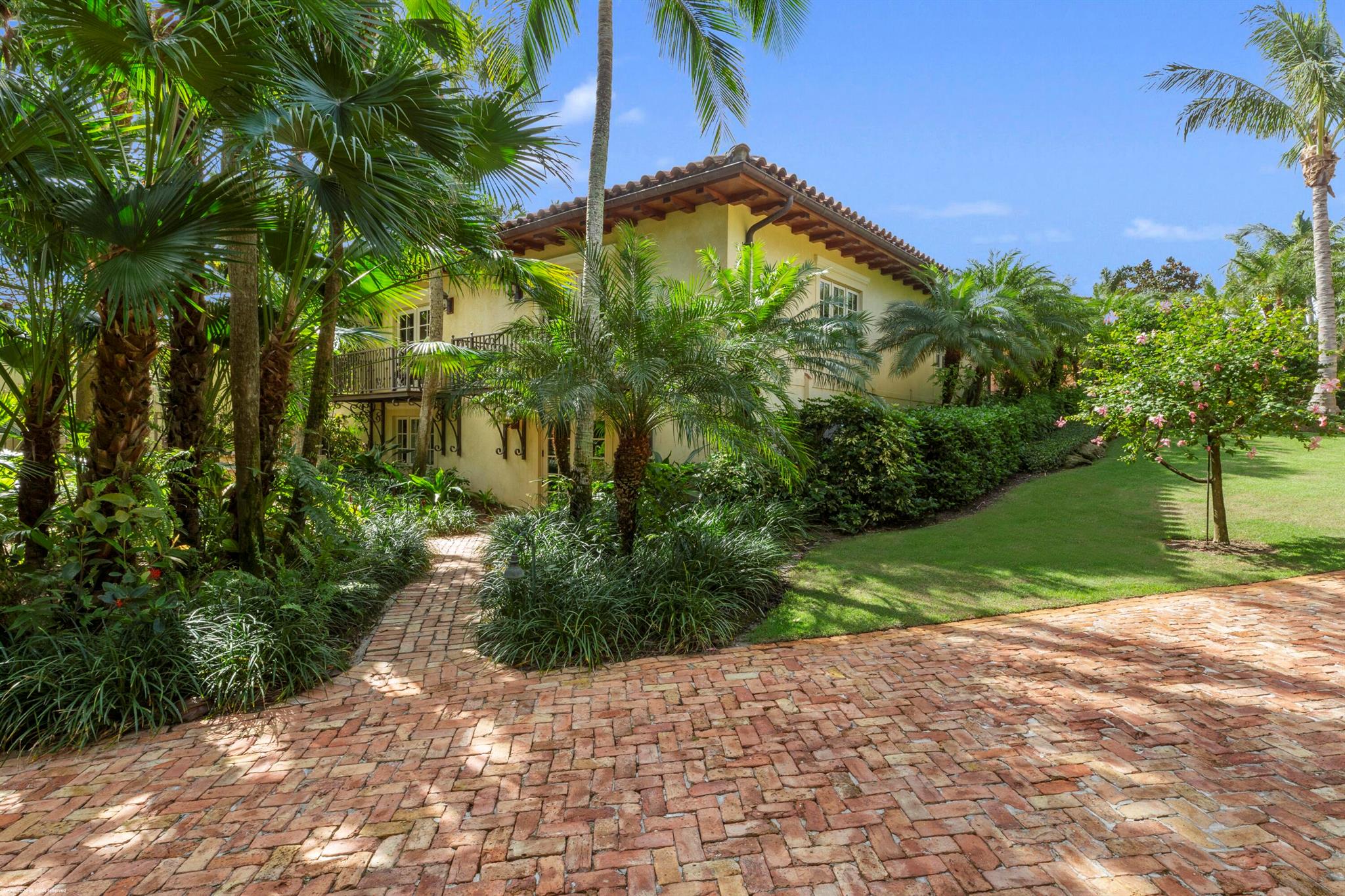 JUPITER ISLAND - Residential