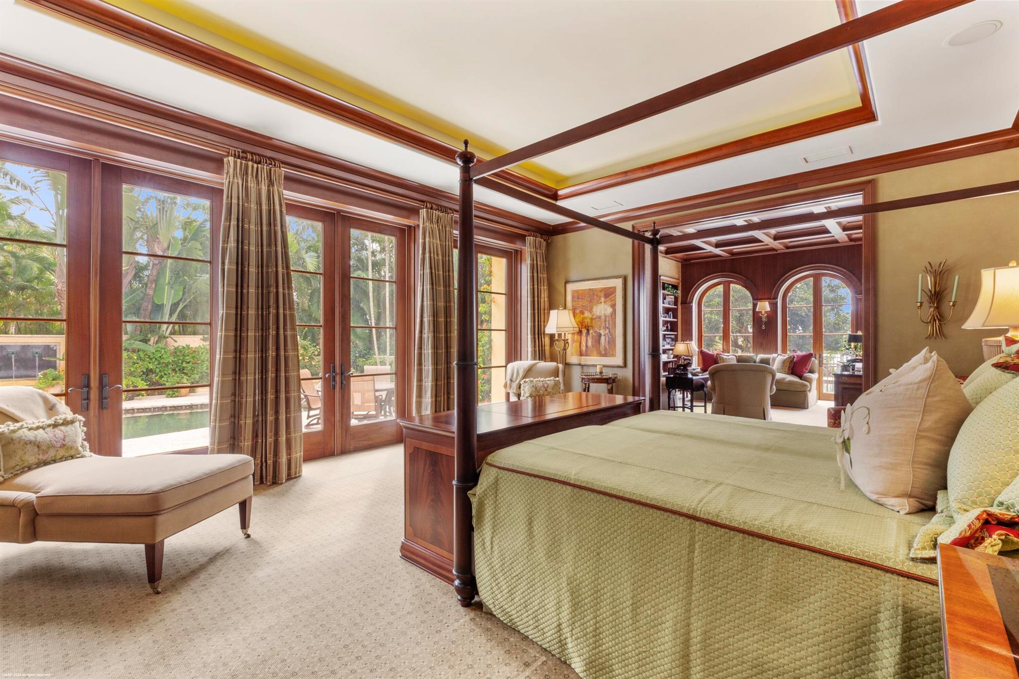 JUPITER ISLAND - Residential