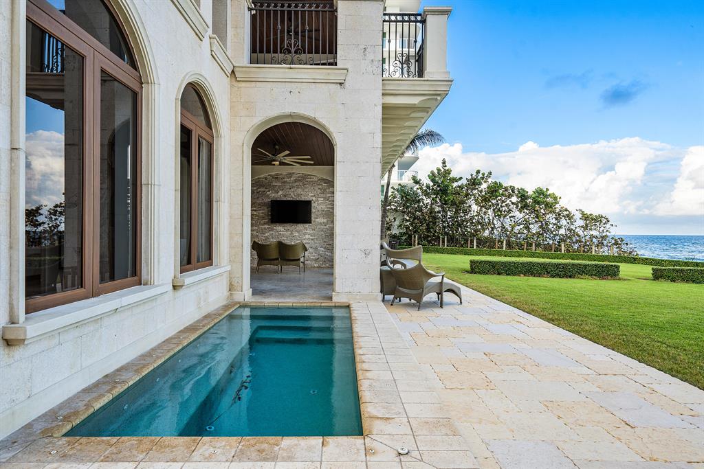 VILLAS AT HIGHLAND BEACH - Residential