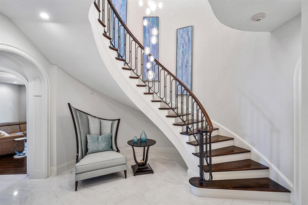 VILLAS AT HIGHLAND BEACH - Residential