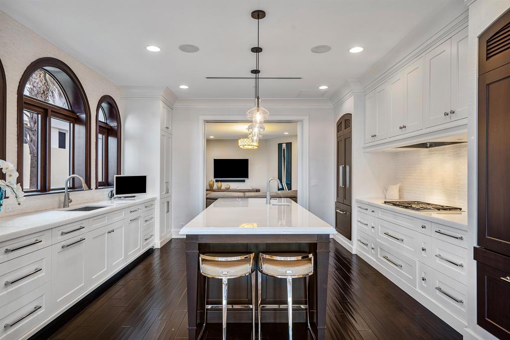 VILLAS AT HIGHLAND BEACH - Residential