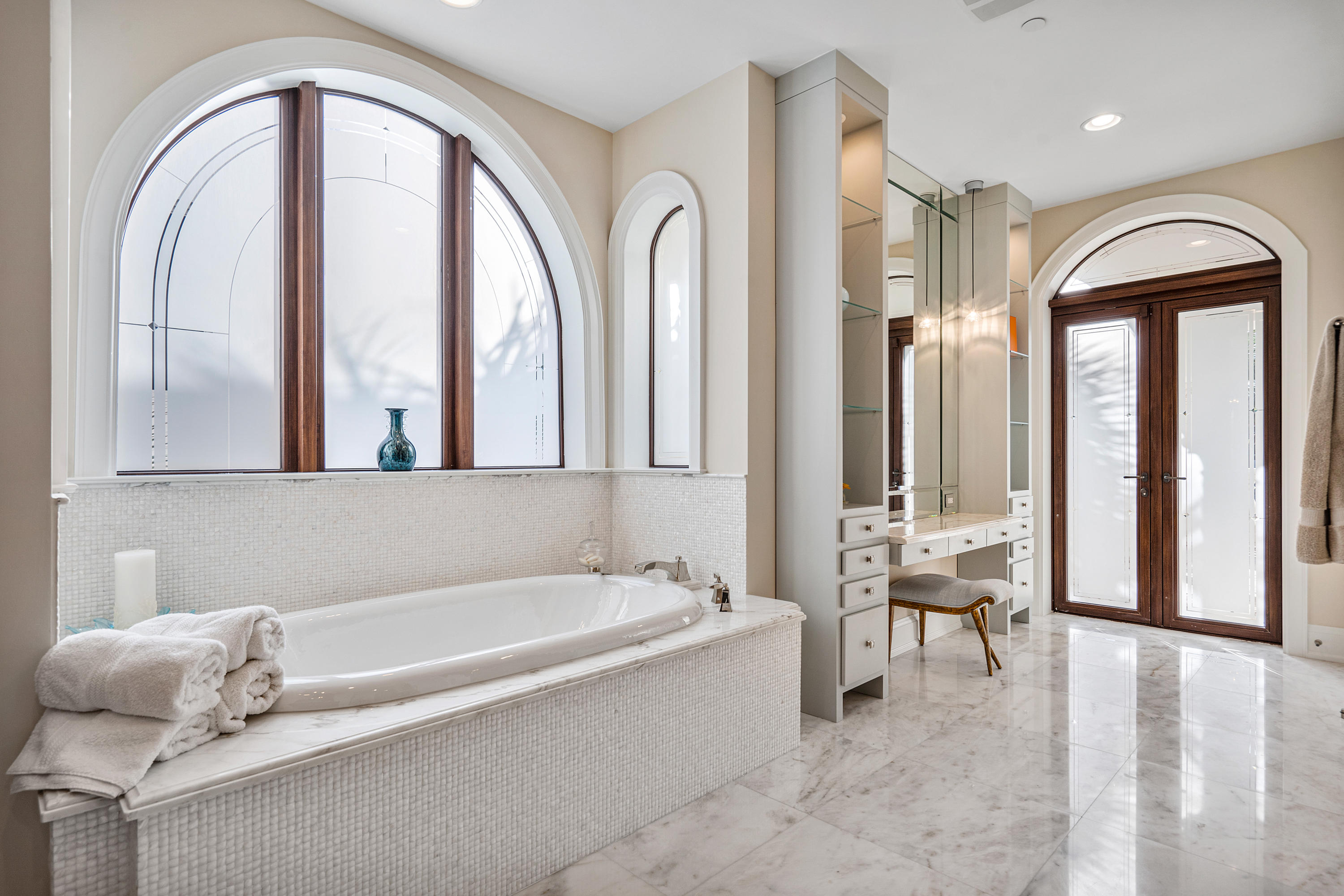 VILLAS AT HIGHLAND BEACH CONDO B - Residential