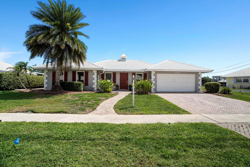 Photo of 1000 SW Mulberry Way, Boca Raton, FL 33486 (MLS # R11079332)