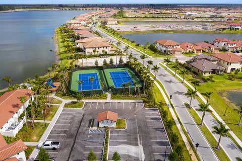 Tiny photo for 11745 Bayview Circle, Parkland, FL 33076 (MLS # B26031326)