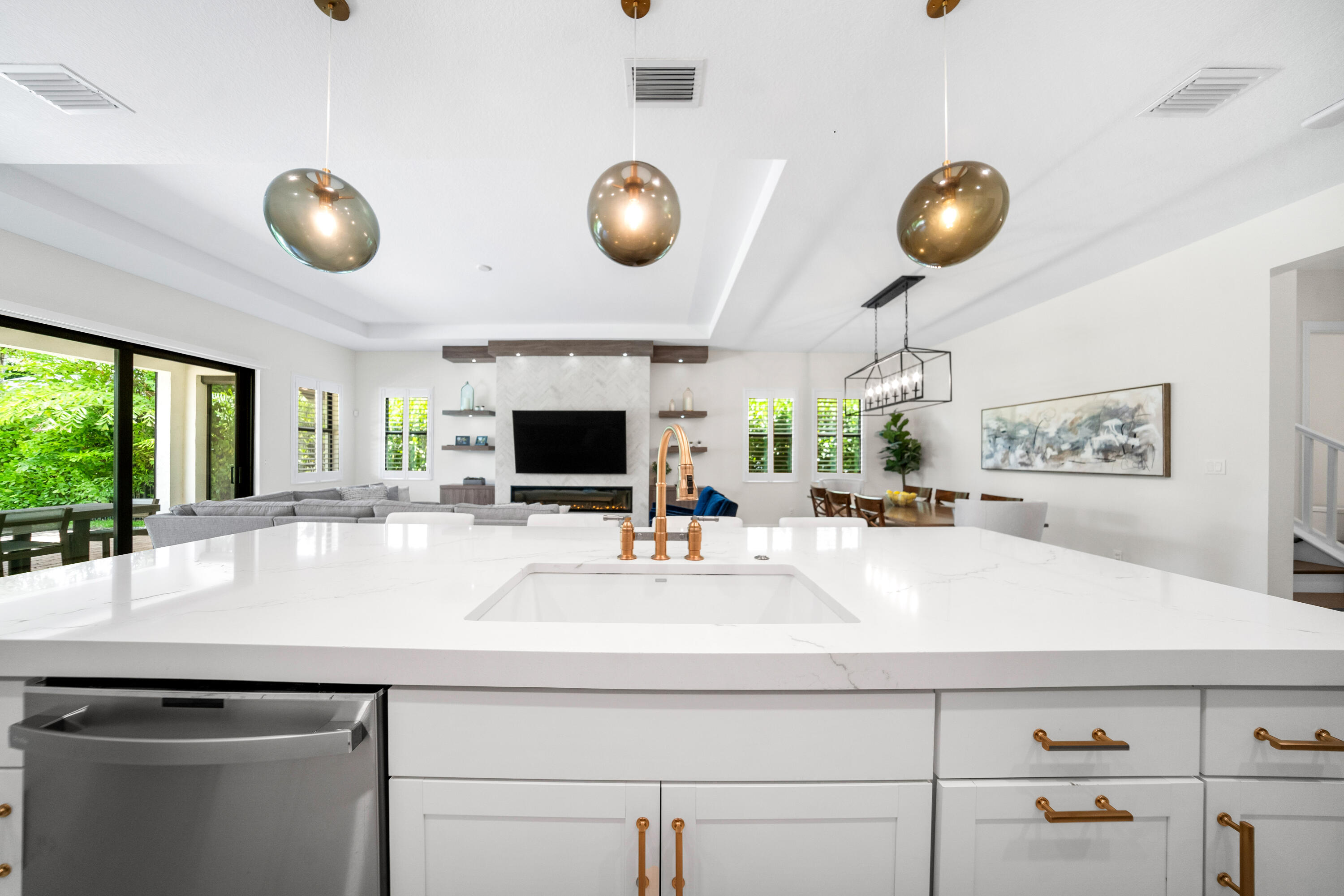 PARKLAND BAY - Residential