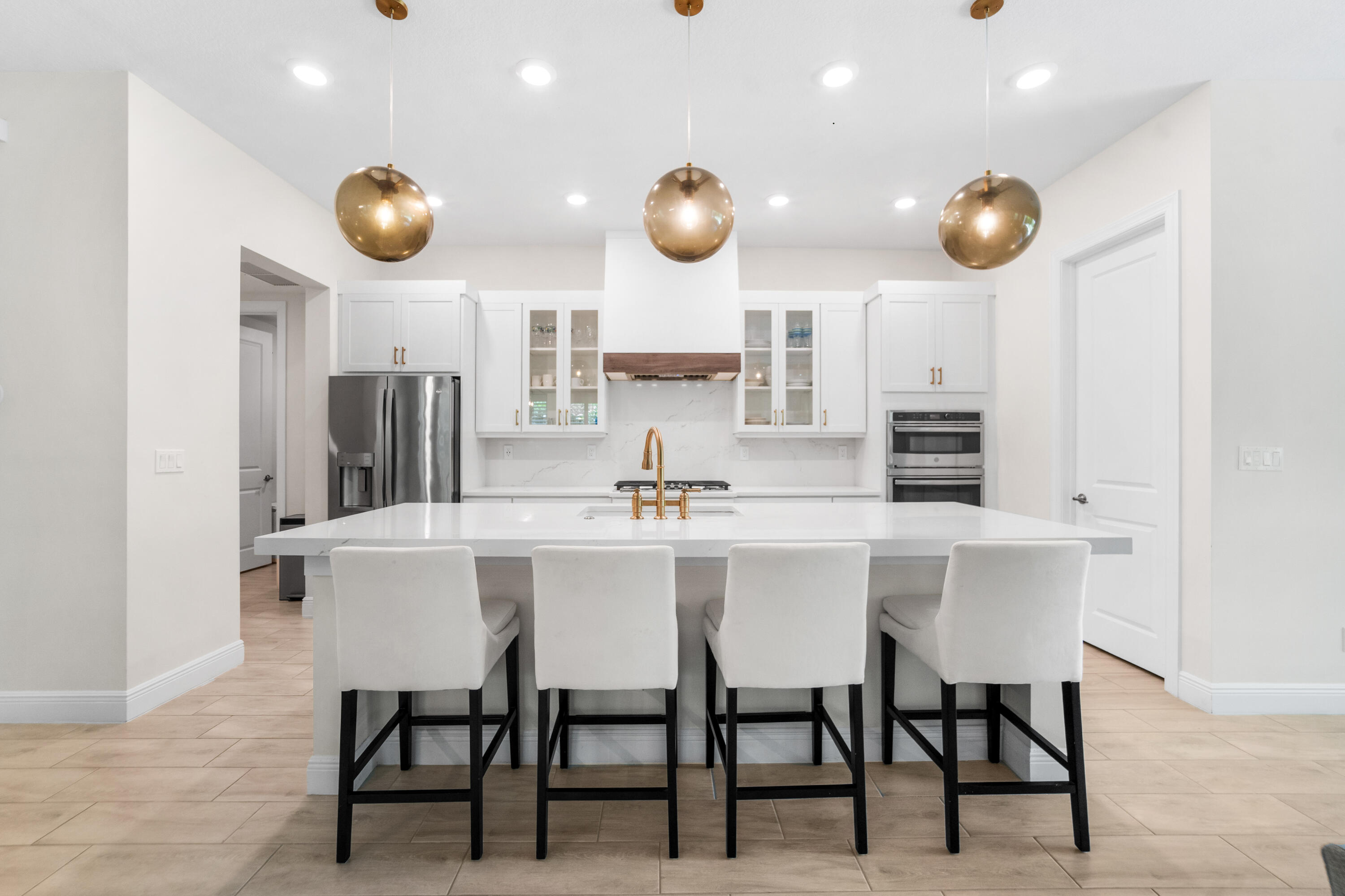 PARKLAND BAY - Residential